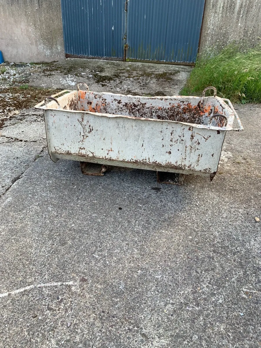 Motar concrete bin - Image 1
