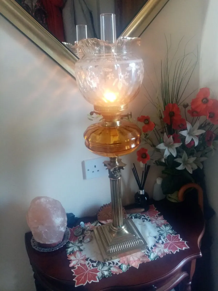 Victorian Oil Lamp - Image 2