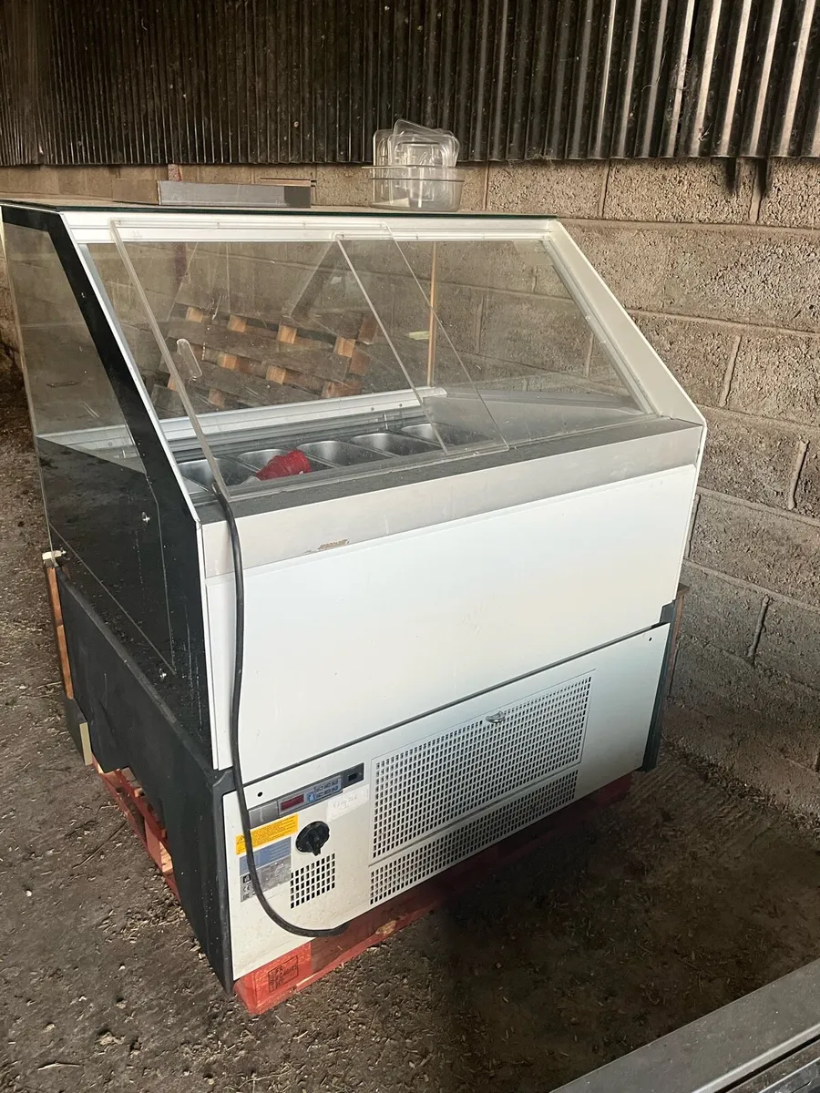 Ice cream cabinet - Image 1