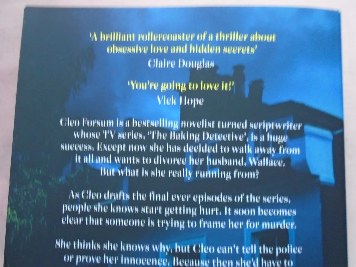 Paperback book. Book, Fiction - Image 4