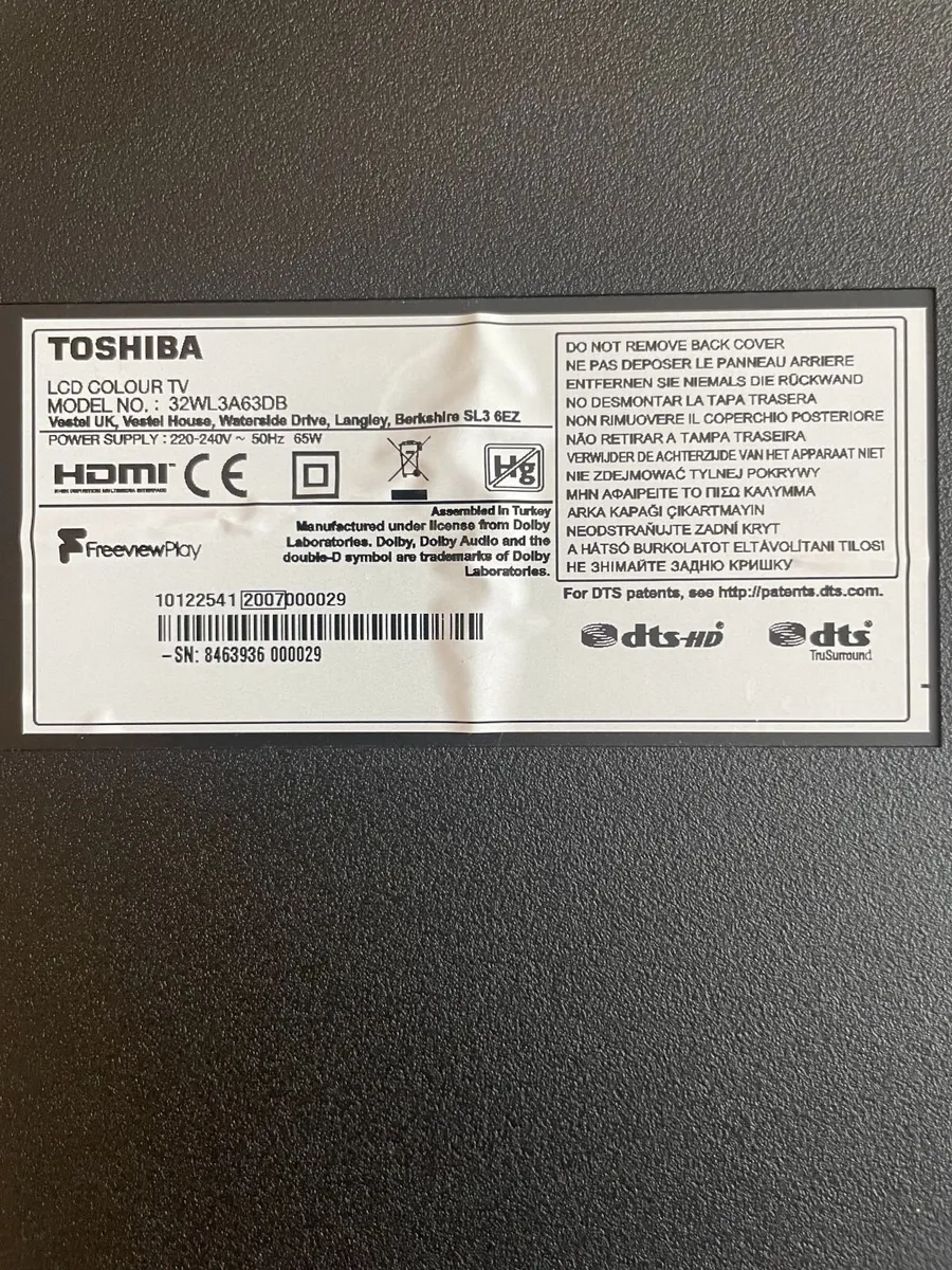 Toshiba 32" Smart TV - Image 3