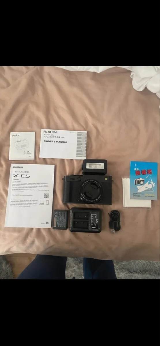 Fujifilm X-E5 Camera w/ lens and flash and battery - Image 1
