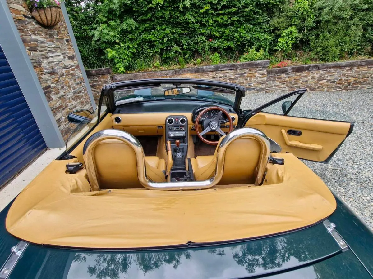 Mazda MX 5 Convertible - Image 4