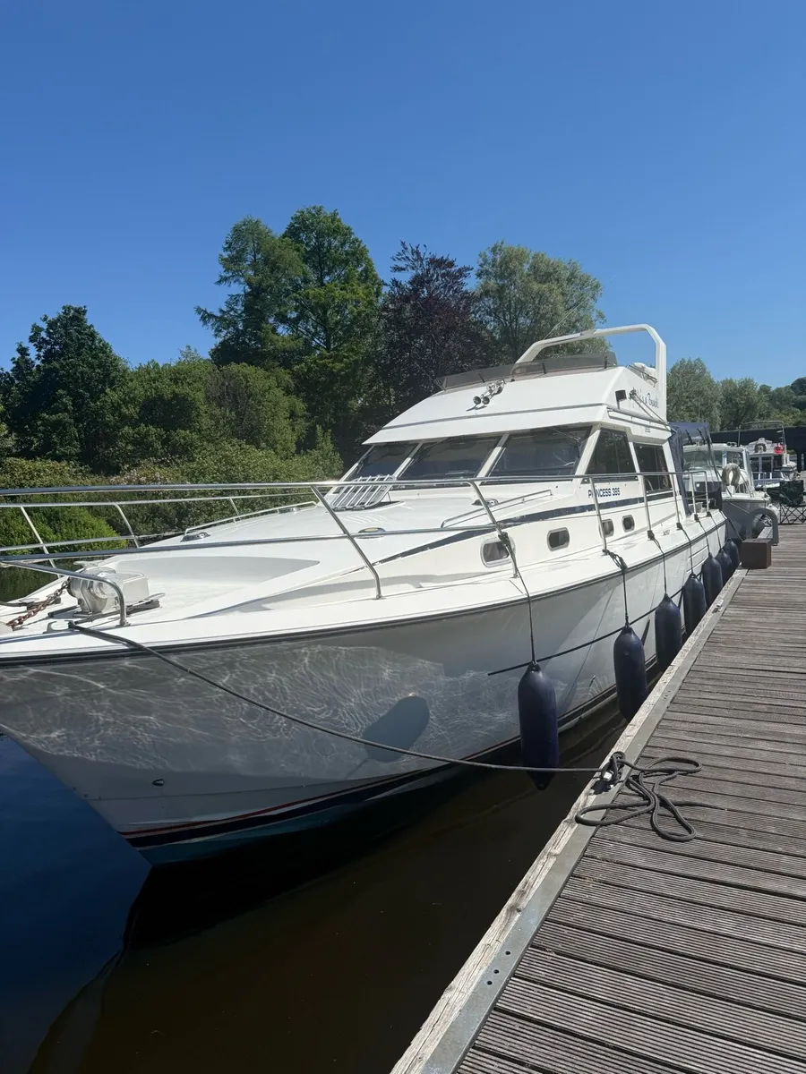 Boat - Image 1
