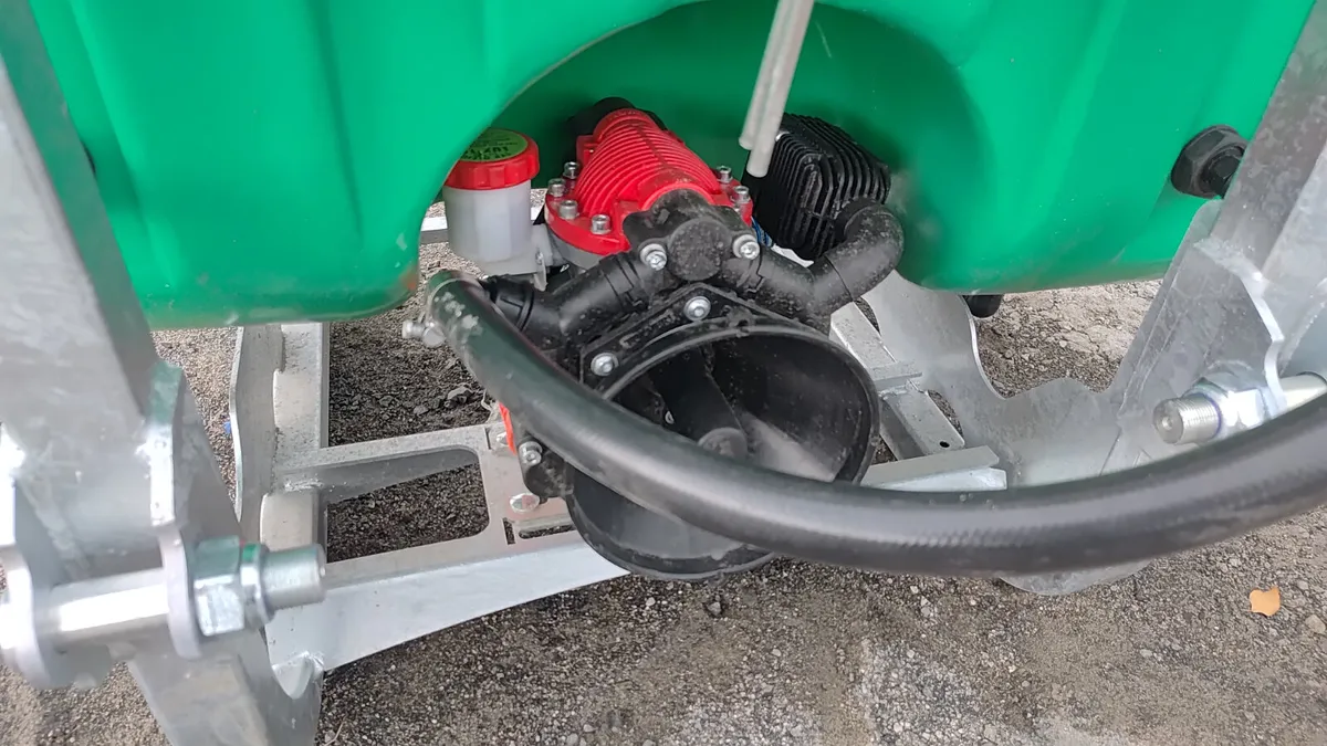 Tolmet sprayer 600L  1900€ - Image 3