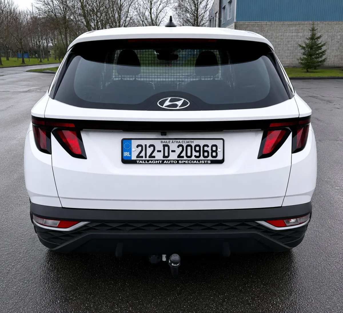 2021 Hyundai Tucson LOW MILEAGE - Image 3