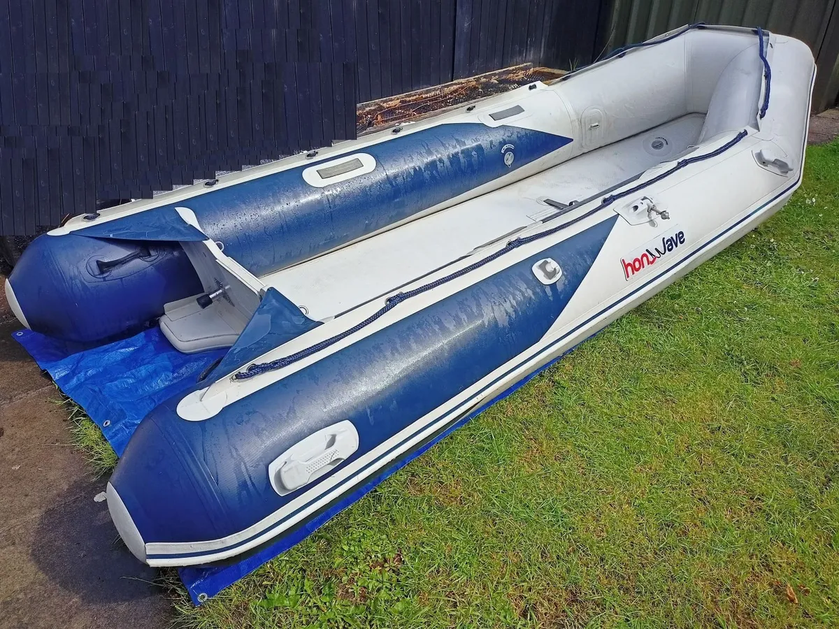 Honwave T38IE 3.8m inflatable boat V-keel - Image 4