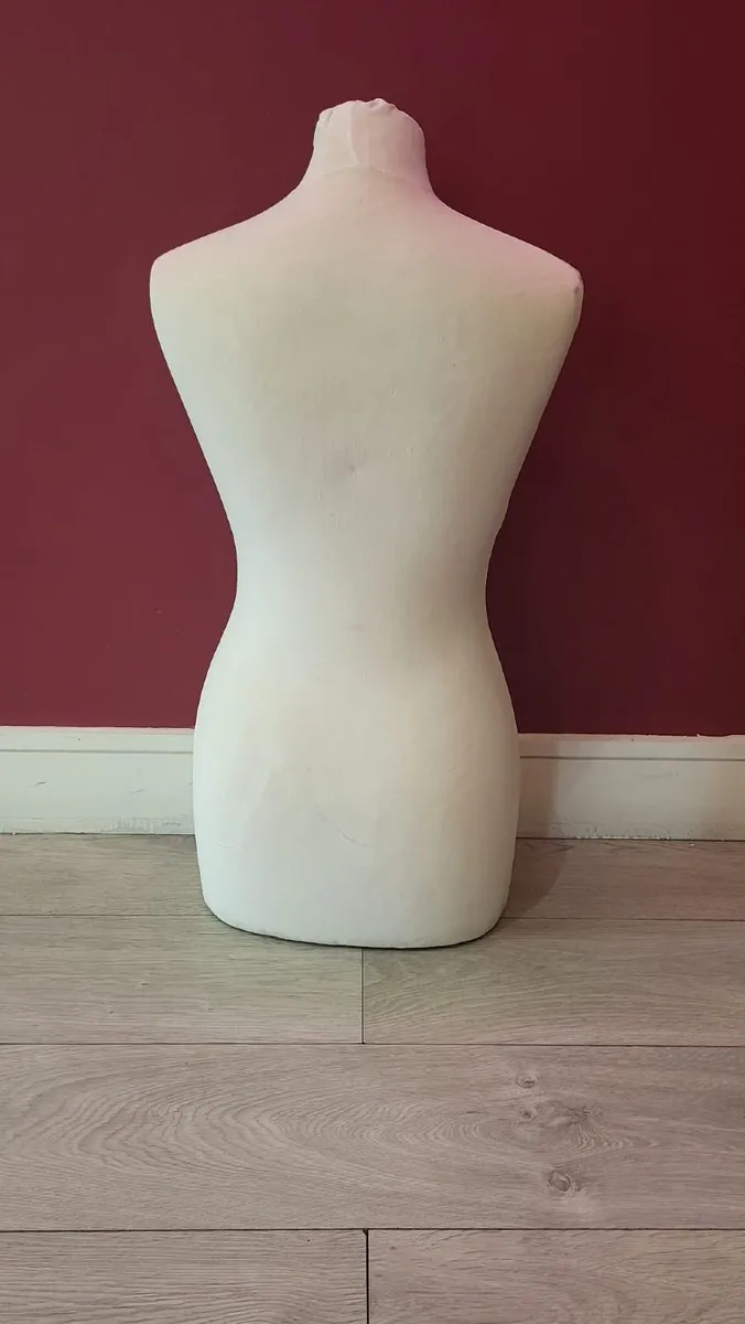 Busts / Mannequins - Image 3