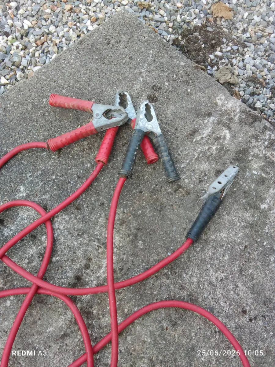 Set off heavy duty jump leads   turbo charger - Image 2