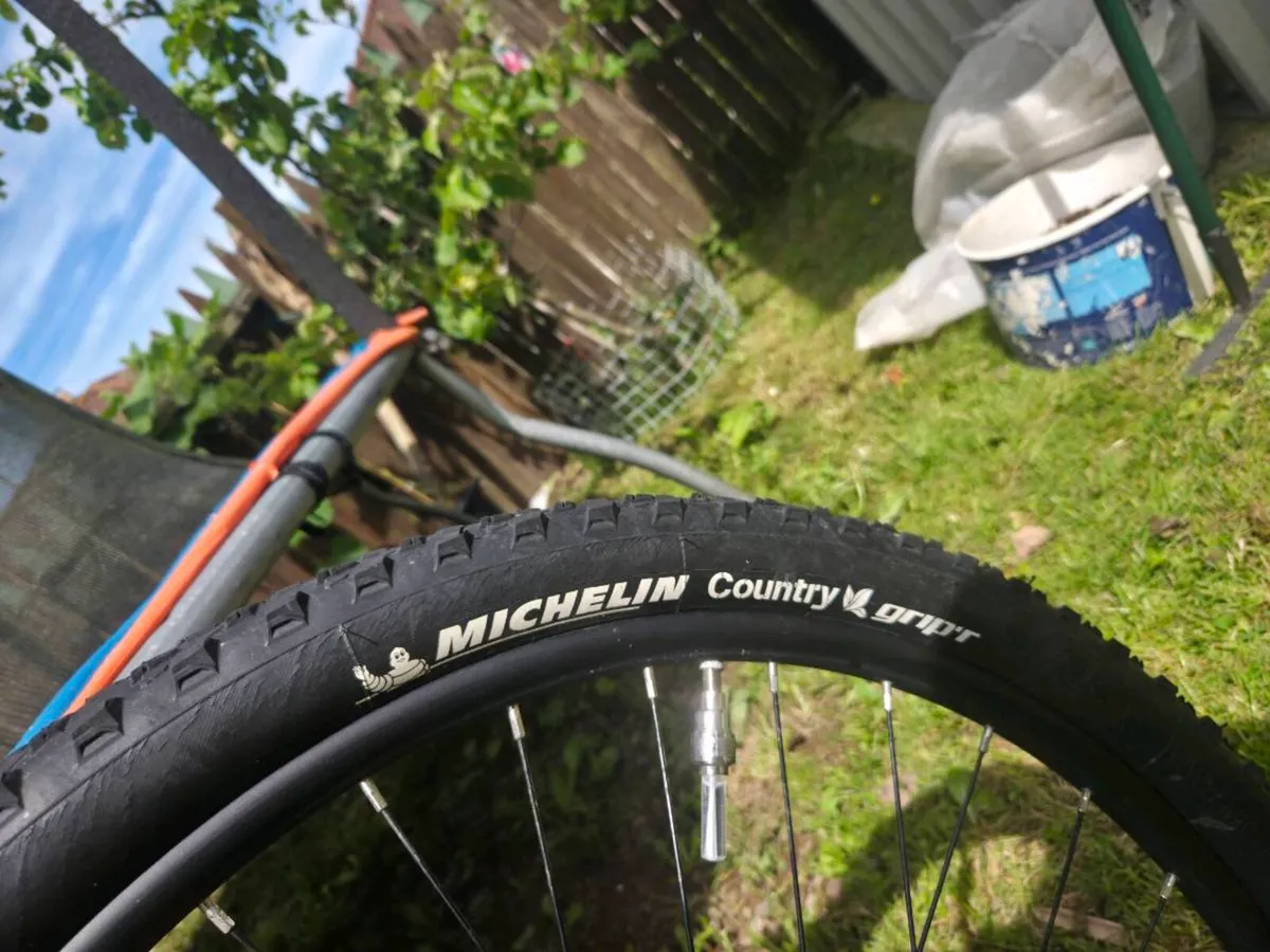 Carrera Mountain bike - Image 4