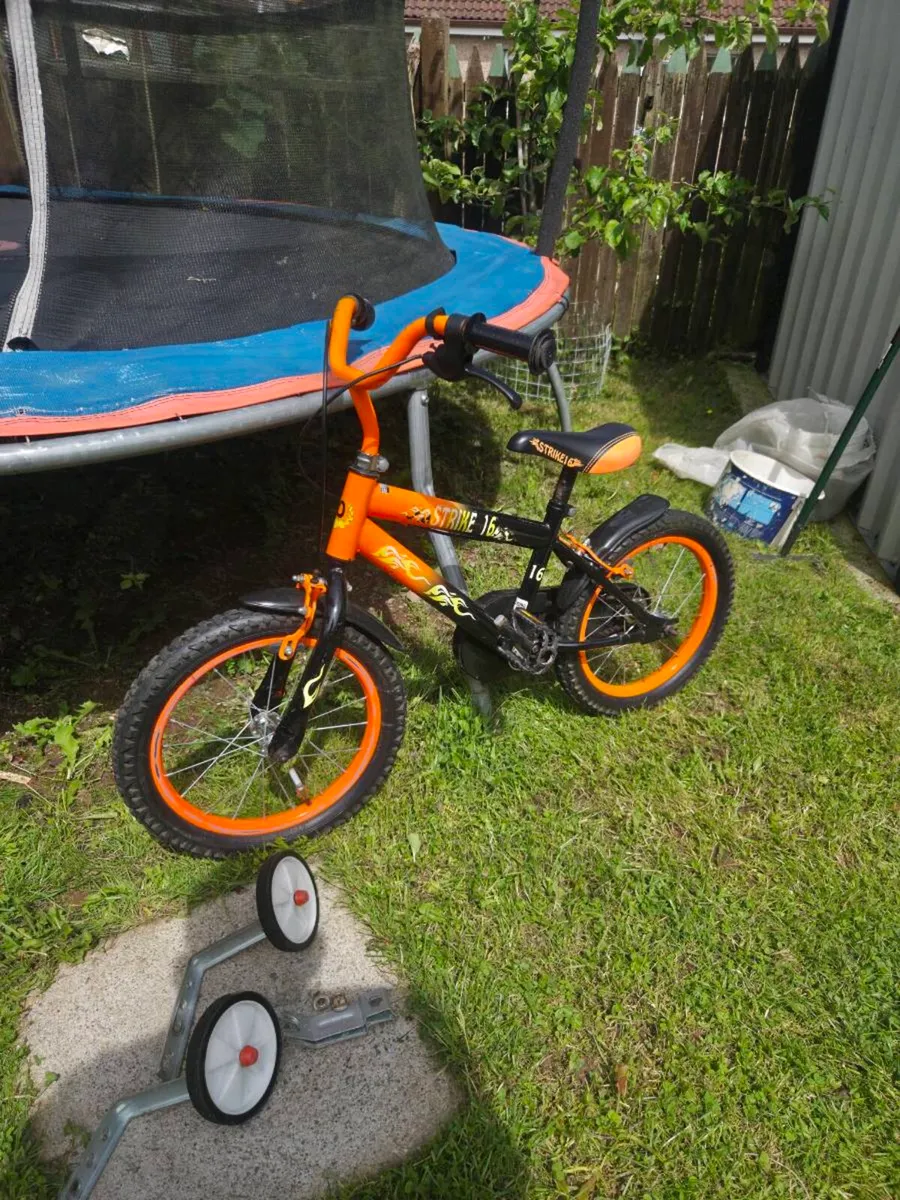 Kids 16 inch bike - Image 2