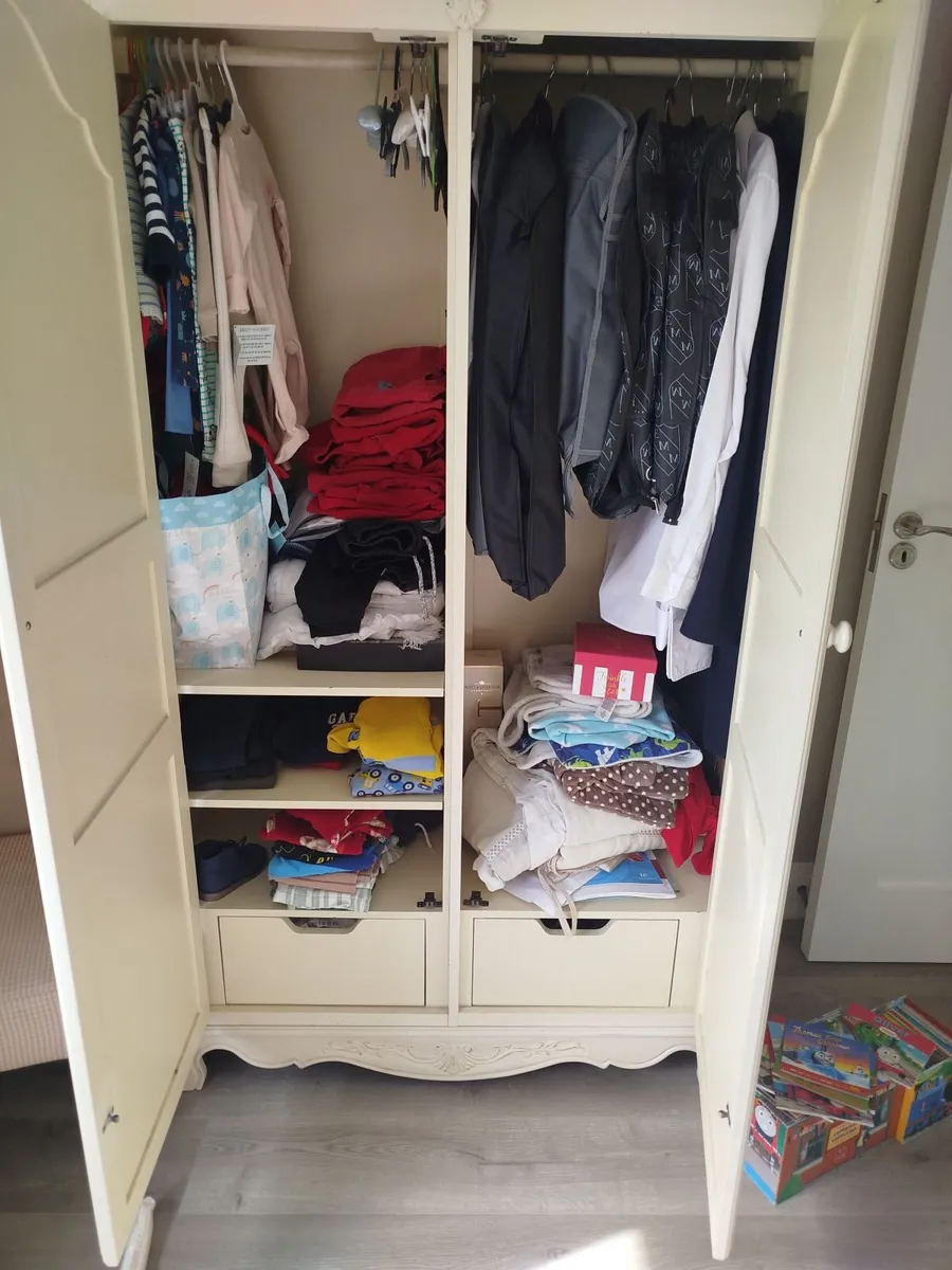 French style Wardrobe - Image 4