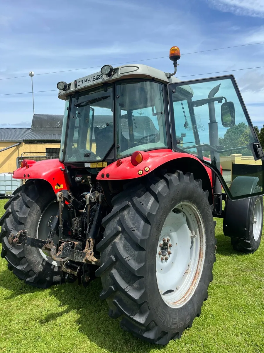 Massey Ferguson 5465 - Image 4