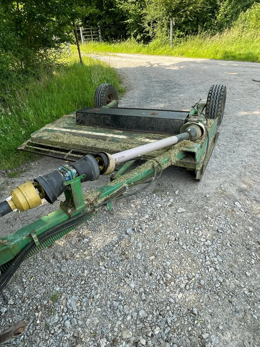 Farm machinery - Image 1