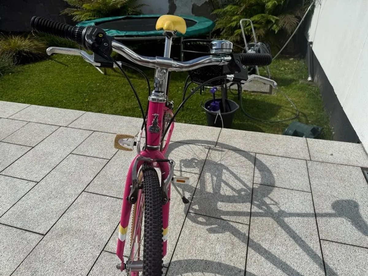 Raleigh Pop Pink Girls Bike, 24" frame - Image 4