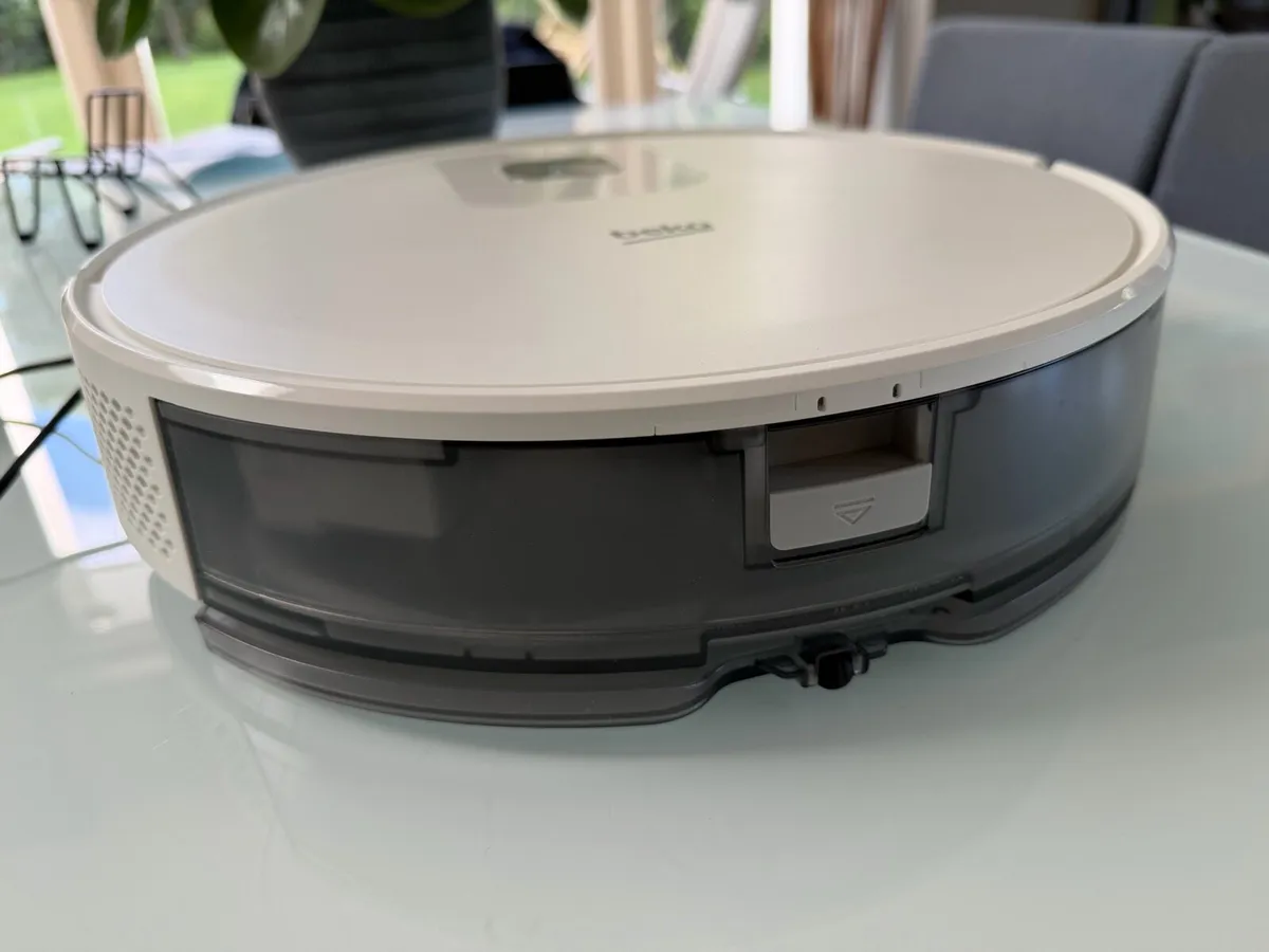 BEKO VRR60314VW Robot Vacuum Cleaner - Image 2