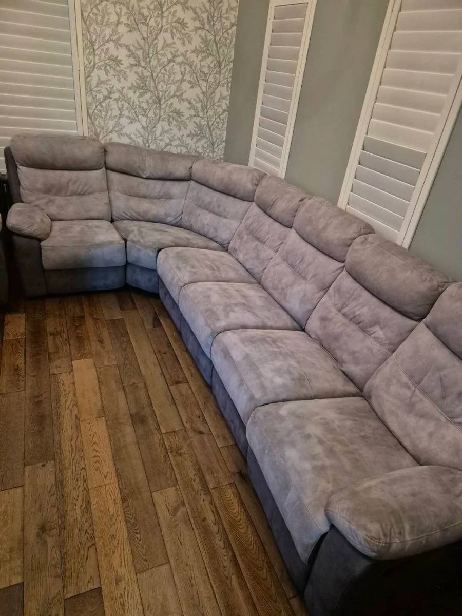 Corner Couch - Image 2