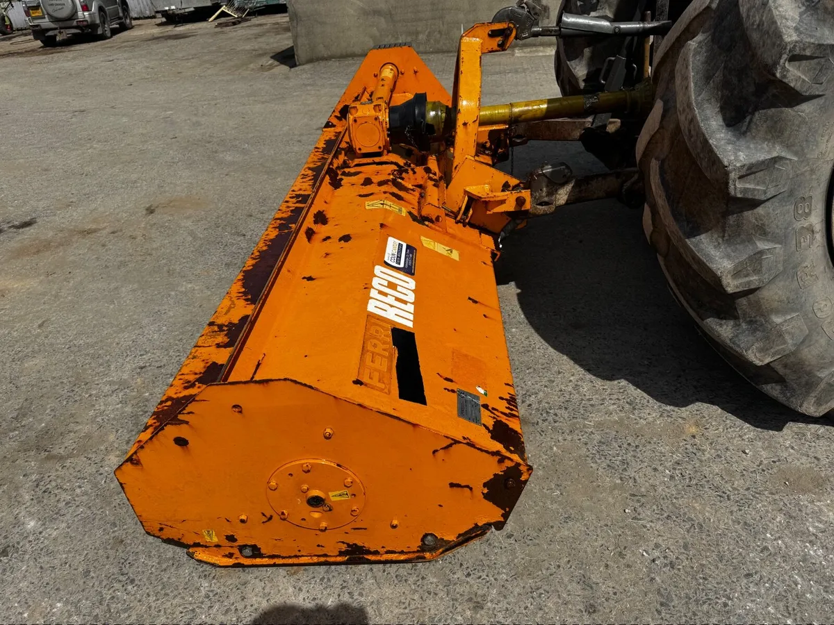 Farm machinery fails - Image 3