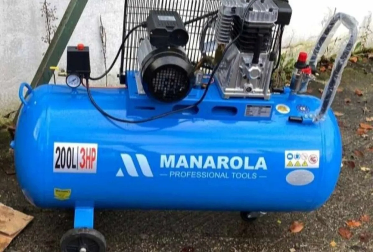 200 liter air compressor 239v