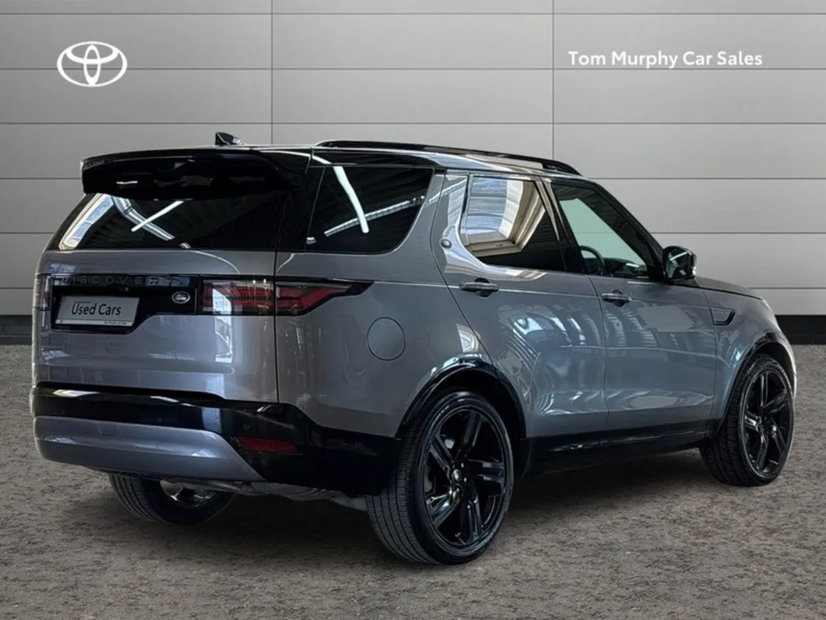 Land Rover Discovery 3.0 SD6 R- R-DYNAMIC H - Image 2