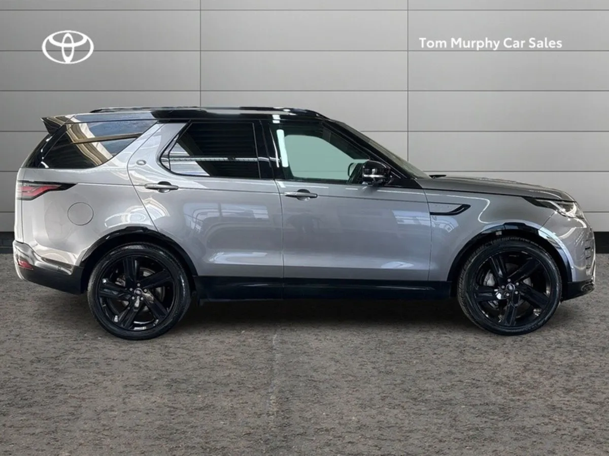 Land Rover Discovery 3.0 SD6 R- R-DYNAMIC H - Image 3