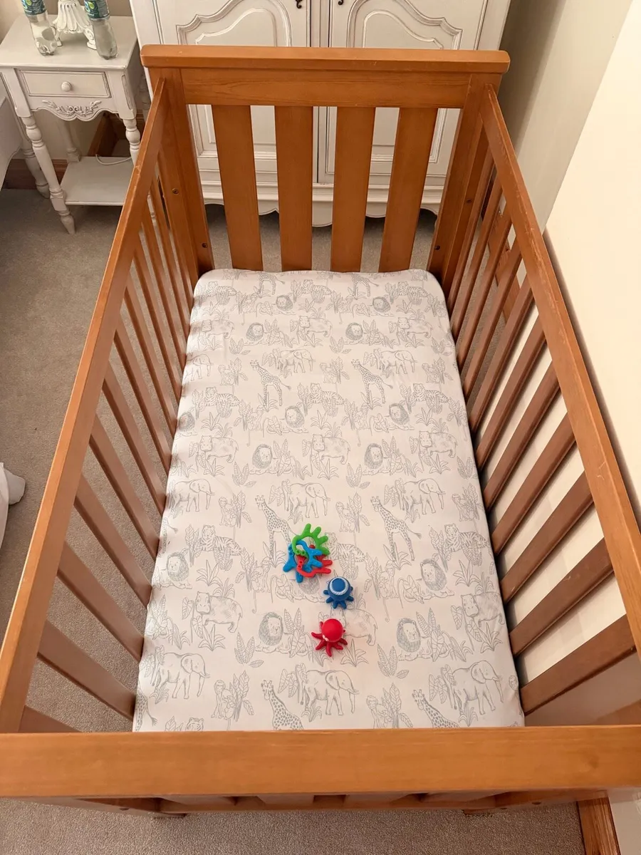 Baby Cot - Image 1