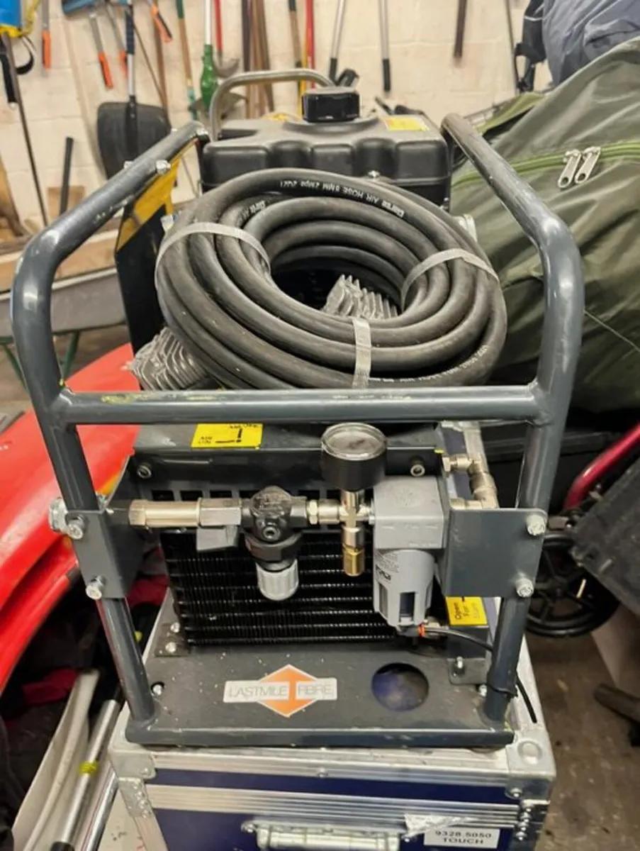 Fremco Microflow FTTH Micro Fibre Blowing Machine - Image 1