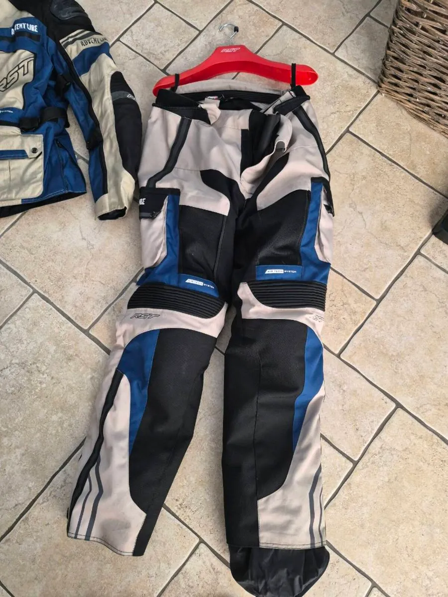 RST ADVENTURE SUIT XL JACKET,  L TROUSERS - Image 2