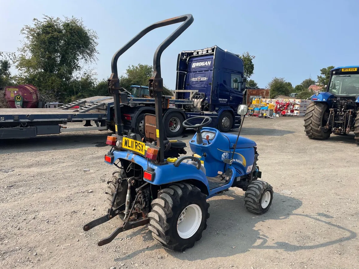 2011 New Holland TZ24D Compact Tractor - Image 3