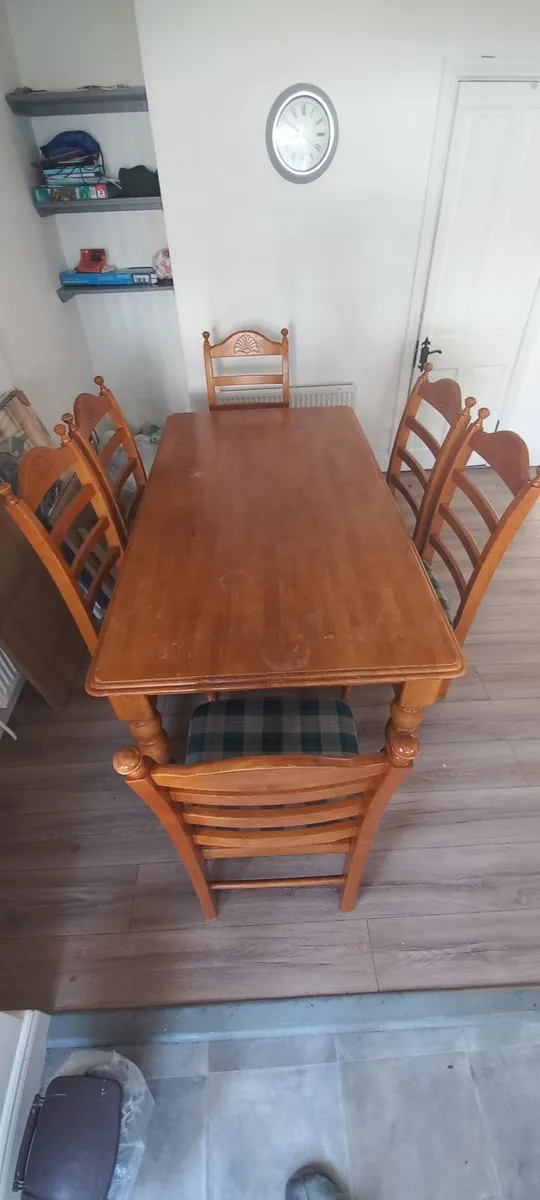 Dining table with 6 chairs