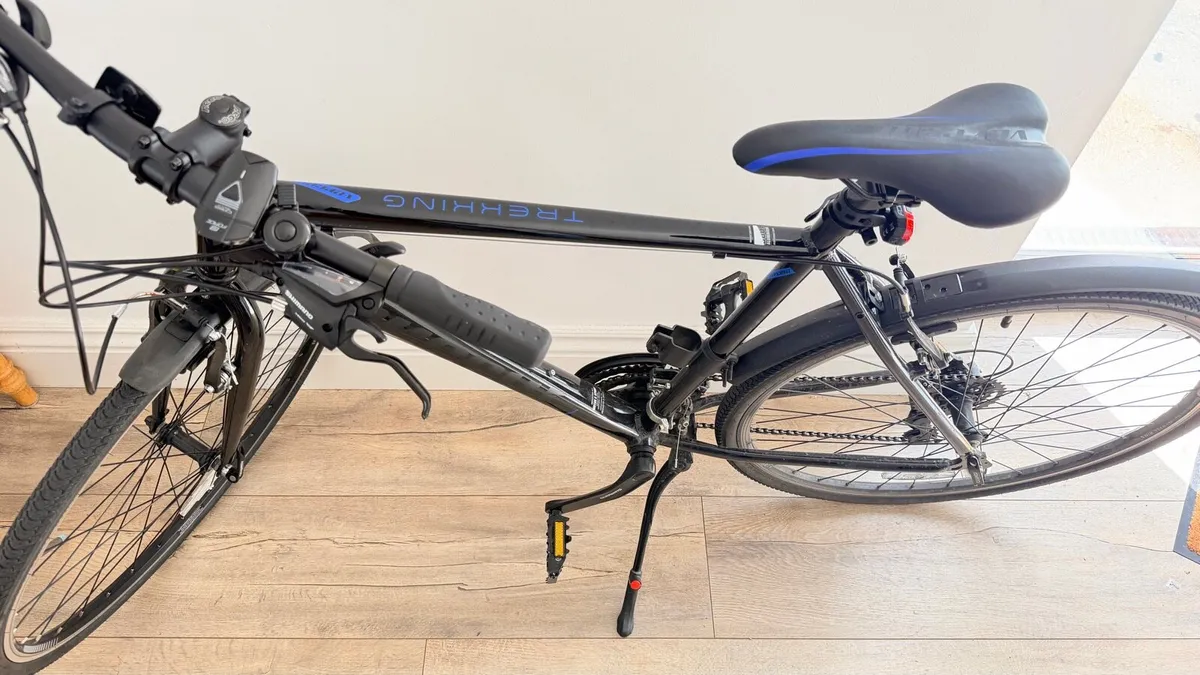 Vercelli Hybrid Bicycle - Image 1