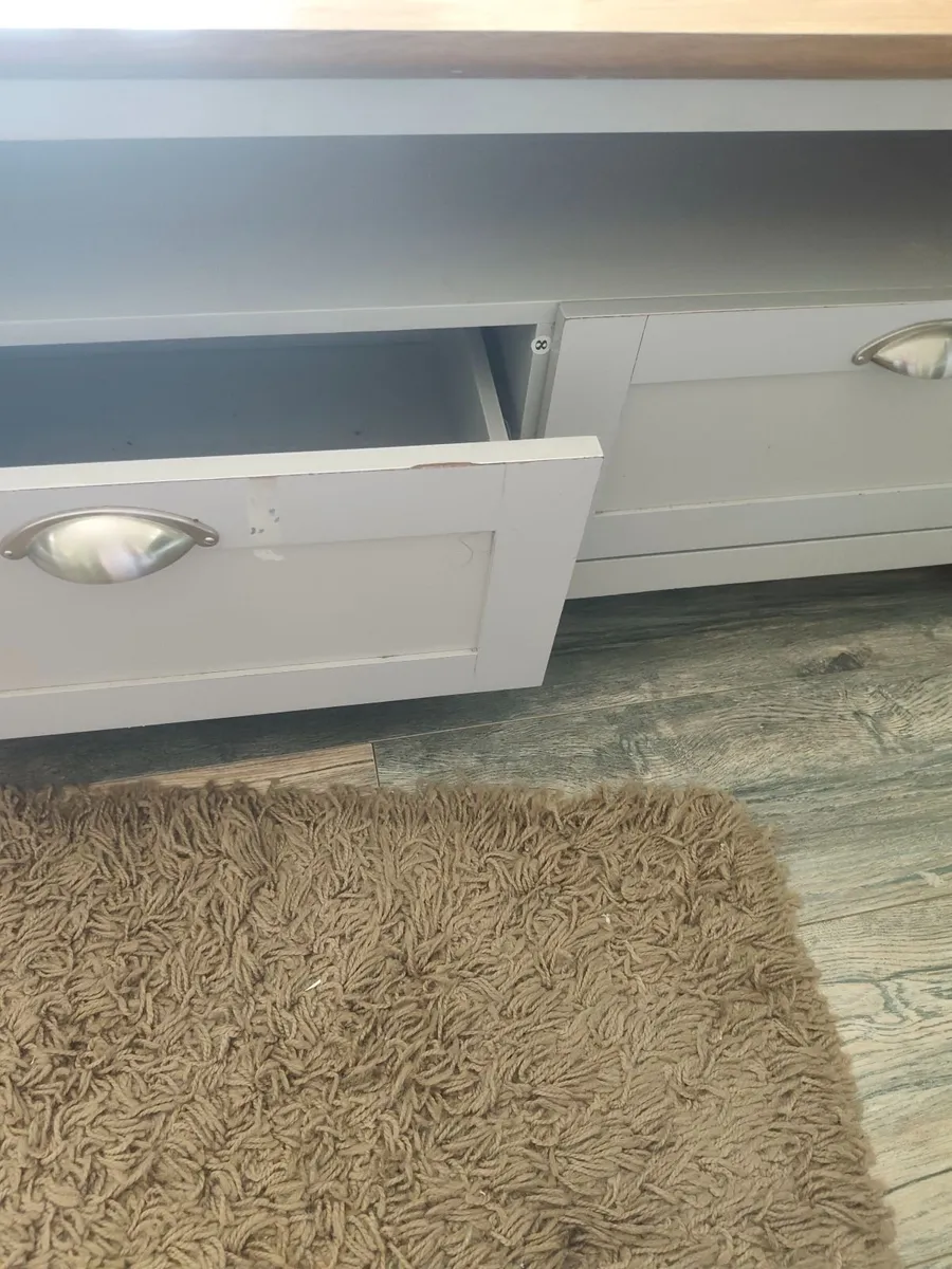 Tv unit - Image 2