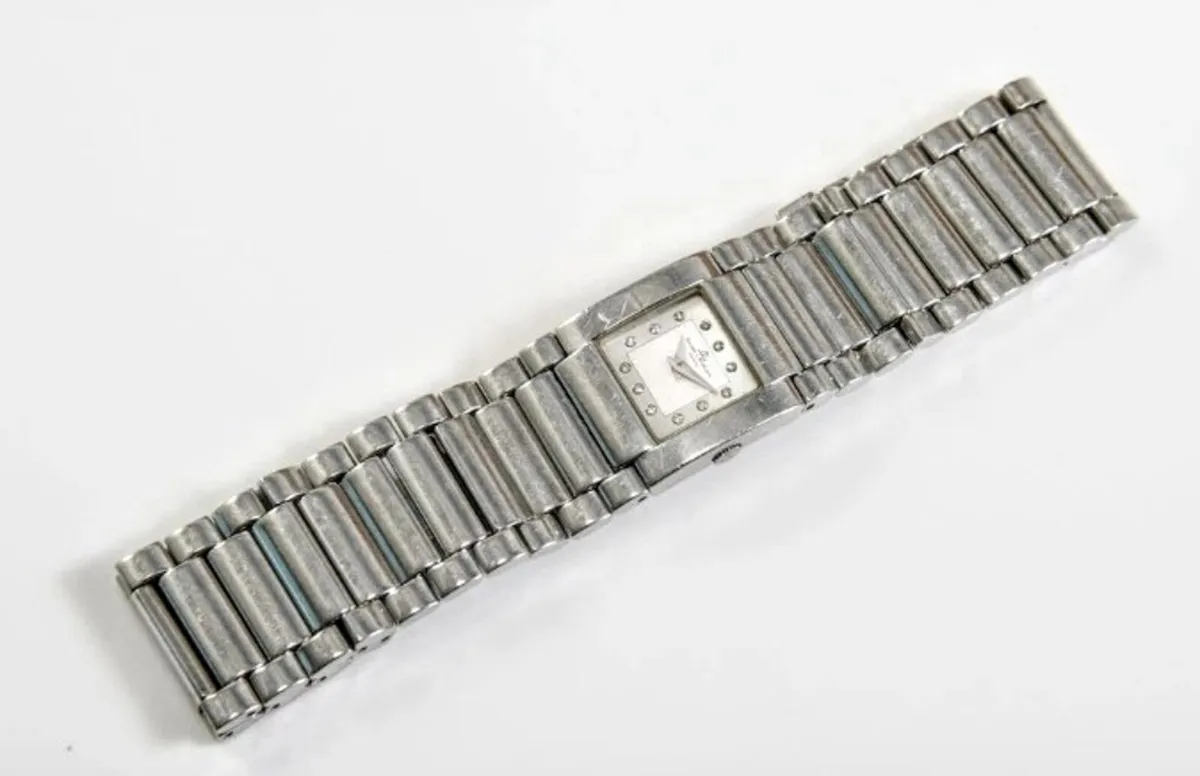 Baume and Mercier Catwalk 12 Diamond watch - Image 1
