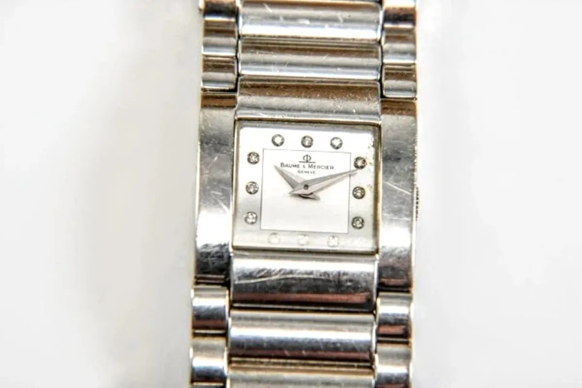 Baume and Mercier Catwalk 12 Diamond watch - Image 3