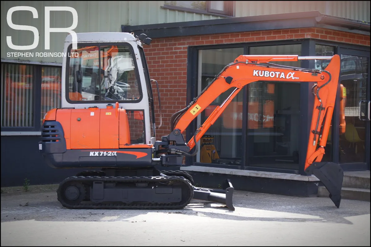 2002 Kubota KX61-2a / 71-2a - Image 2
