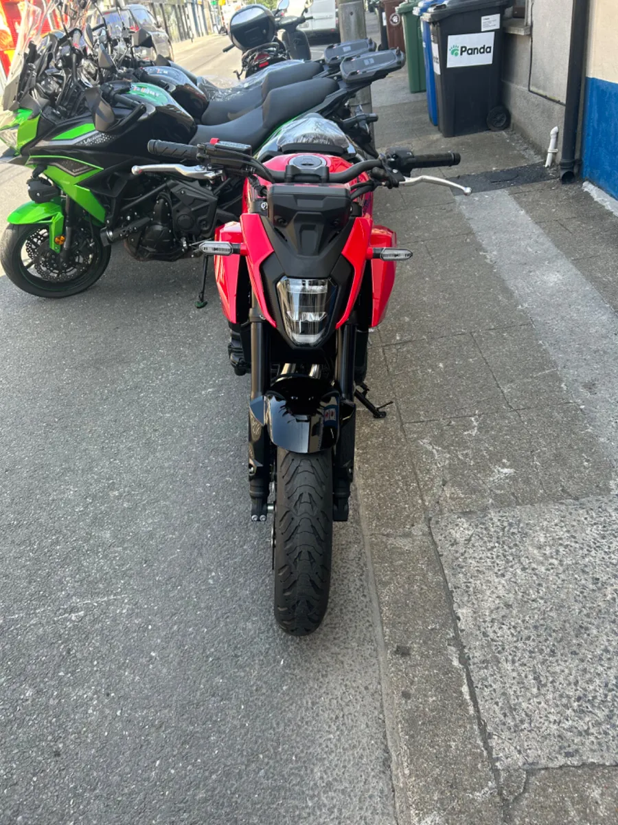 New Honda Hornet 500 E-Clutch *Special Offer* - Image 3