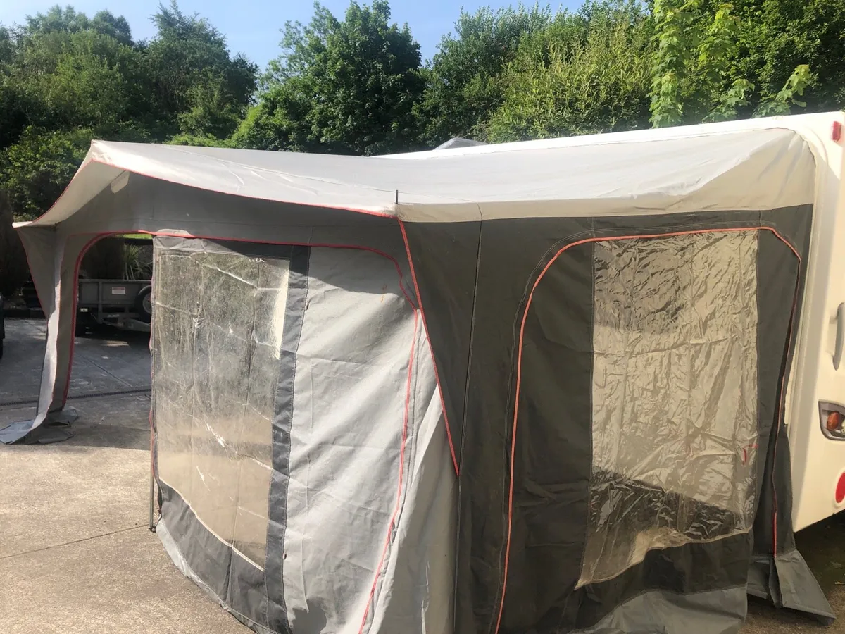 Caravan awning - Image 3