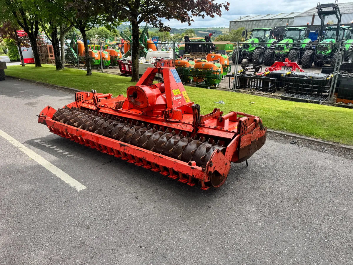 Kuhn Power Harrow - Image 3