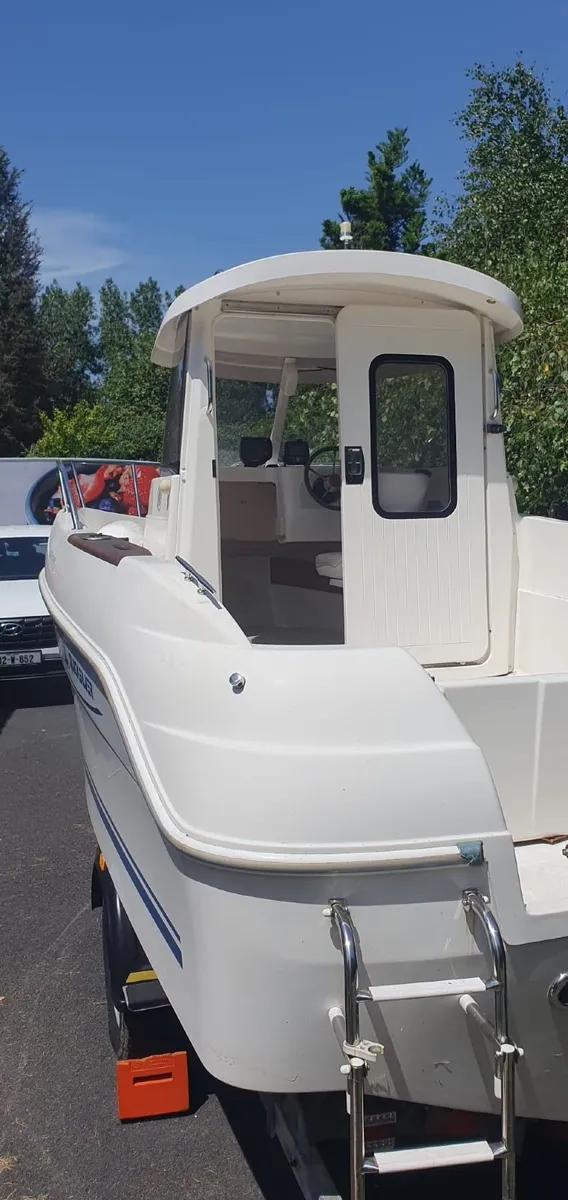 Quicksilver Pilothouse 500 - Image 1