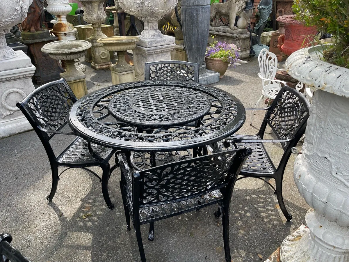 Garden table 4 chairs - Image 2
