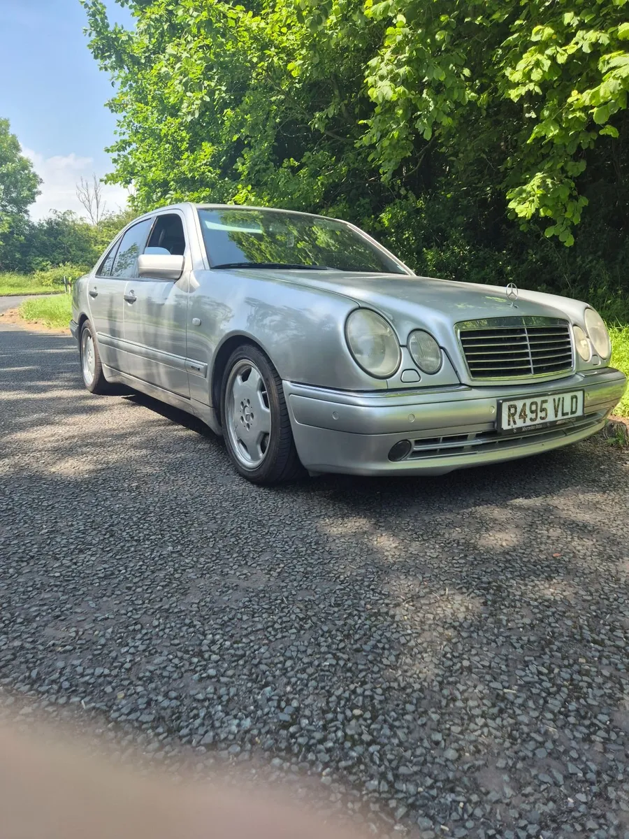 MERCEDES E55 AMG W210 - Image 1