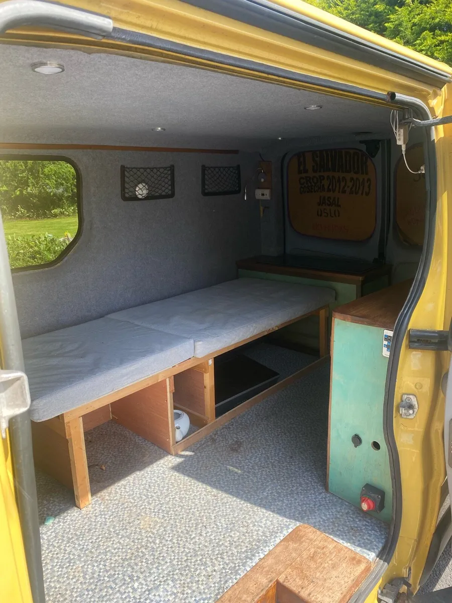 08 vivaro camper - Image 2