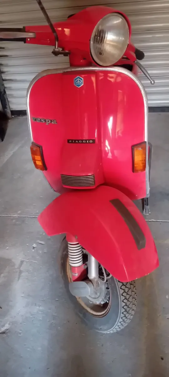 Vespa PX 125 project scooter