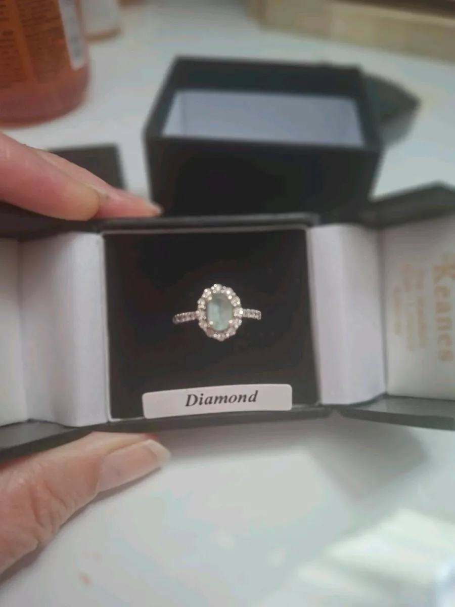9ct White Gold Ring - Image 3