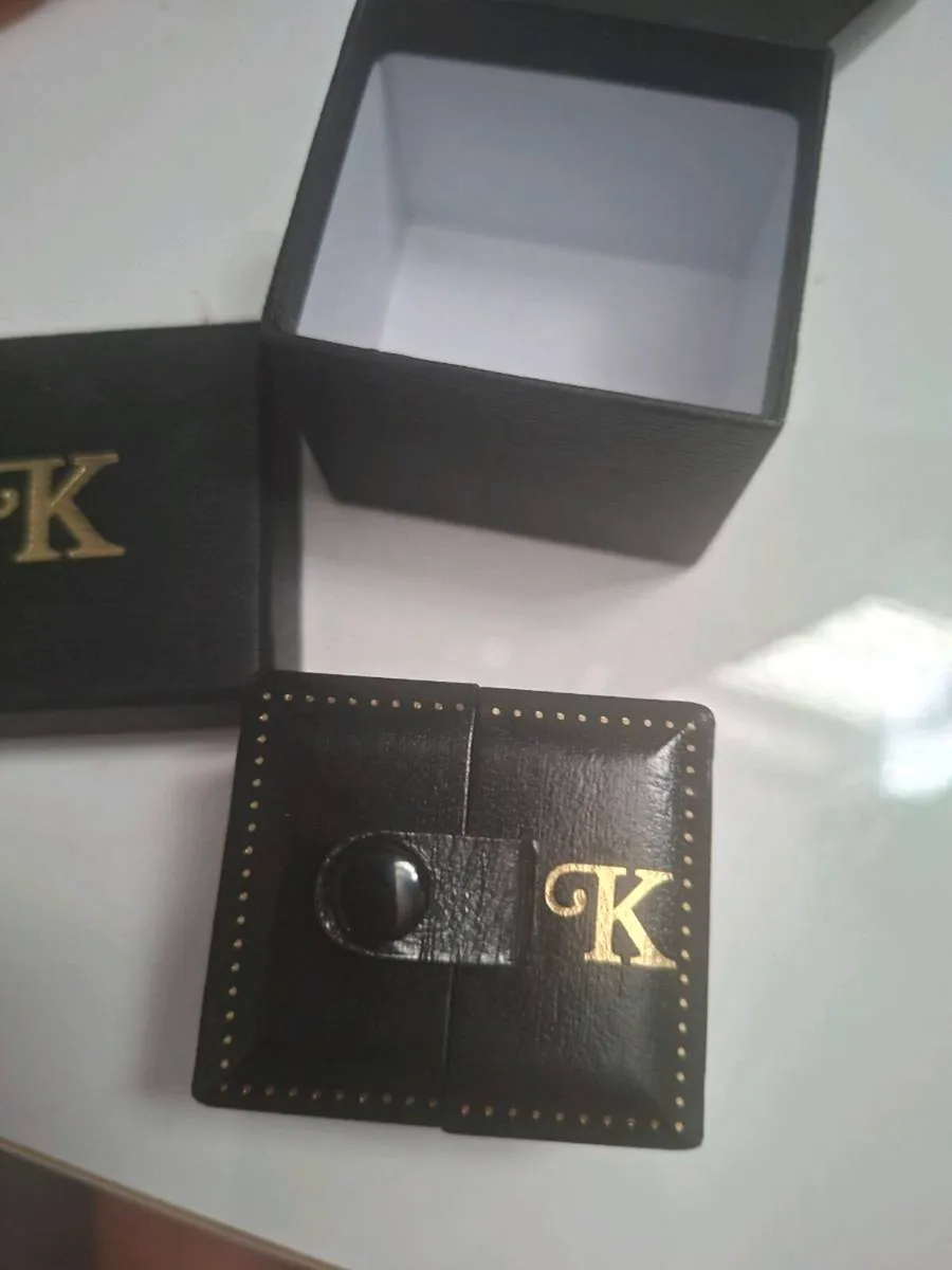 9ct White Gold Ring - Image 4