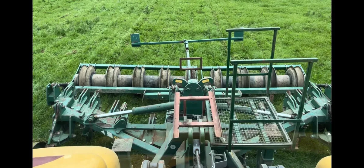 Subsoiling Field Lift Pan busting Subsoiler - Image 2