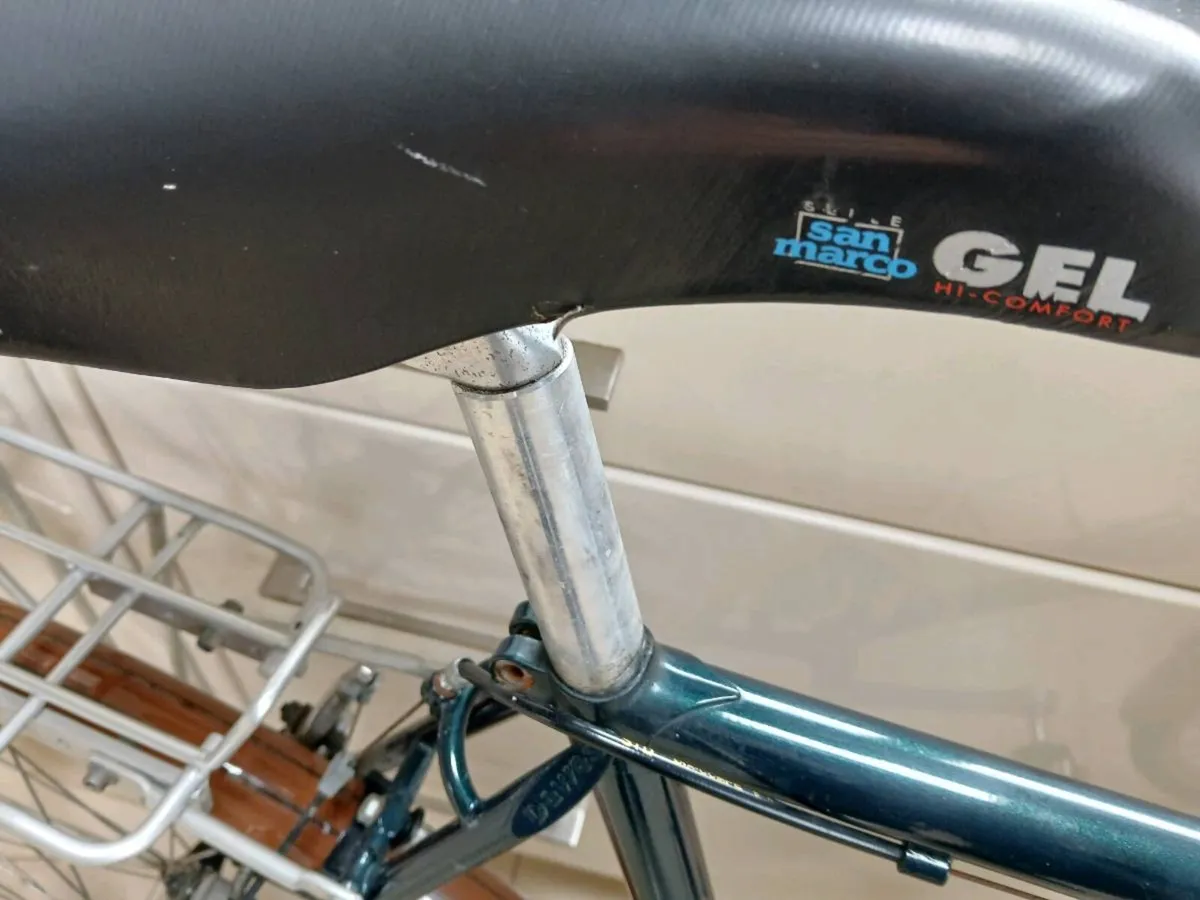 Dawes Galaxy Touring Bike - Image 3