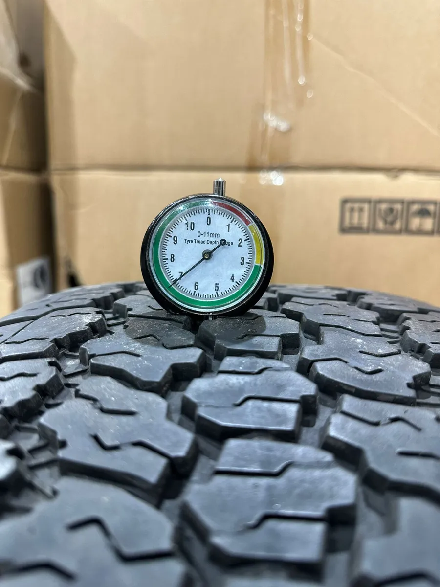 20" GENUINE OEM DEFENDER 5098 WHEELS & GOODYEARS - Image 3