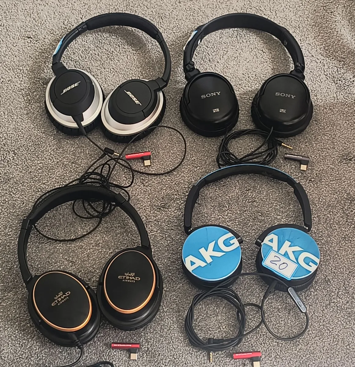 Stereo 3.5 mm headphones tape-c connector. - Image 1
