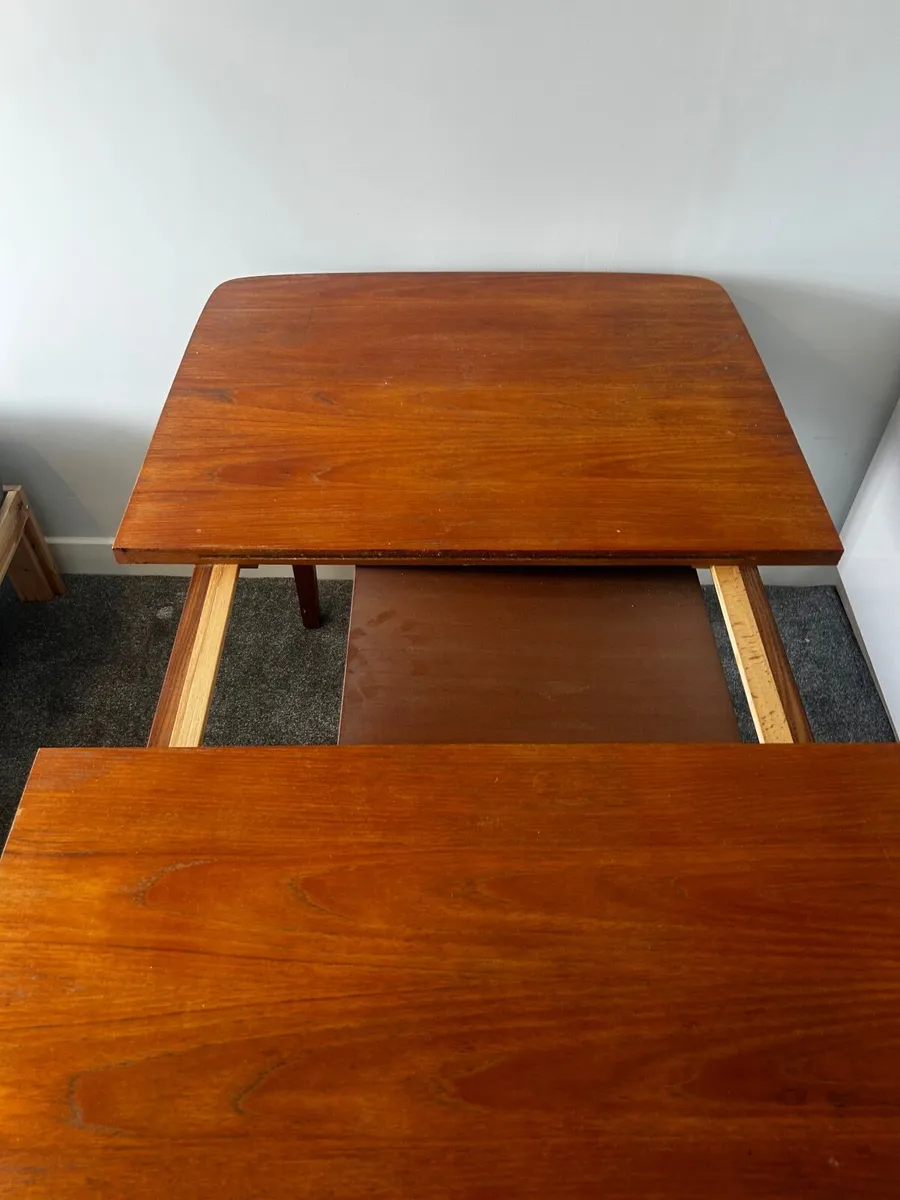 Mid-Century Extendable Wooden Dining Table - Image 3